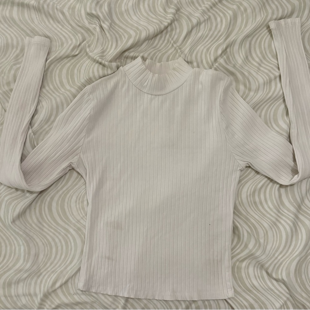 Ribbed White Long Sleeve Top